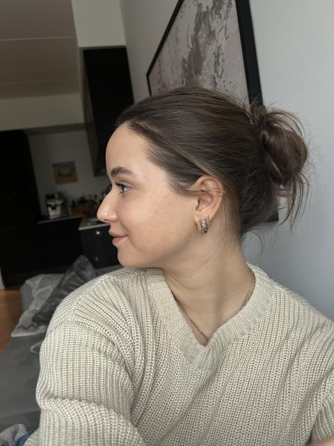#27139 Karen