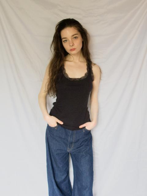 #27903 Clara