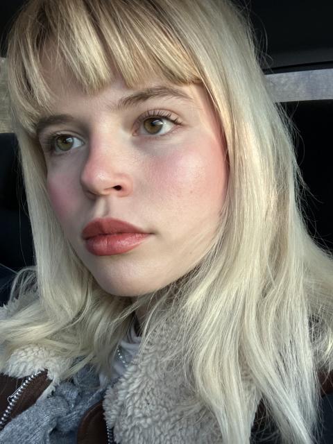 #27544 Ingrid