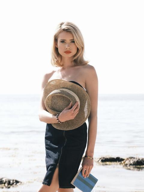 #27123 Agathe