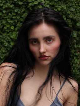 #28067 Paula