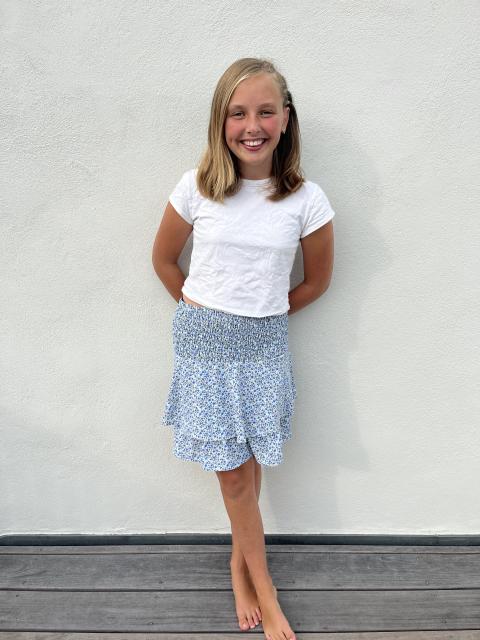 #27257 Julie