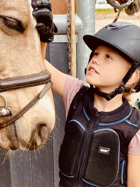 #27581 Filippa Ingrid