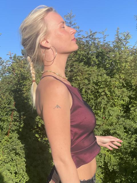 #27702 Andrea Cecilie