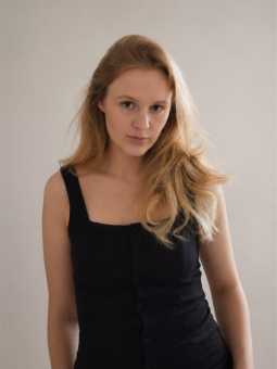 #27992 Amanda
