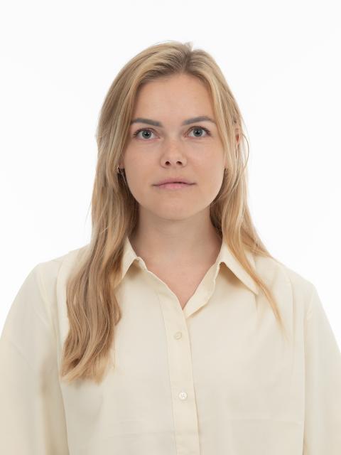 #27366 Mia Lykke Nyvang