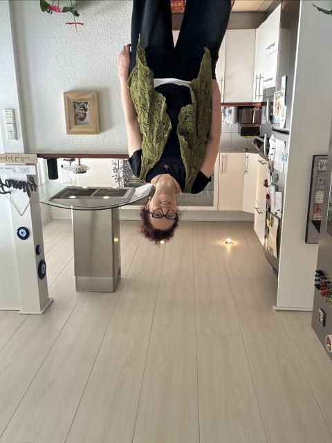 #27897 Özlem