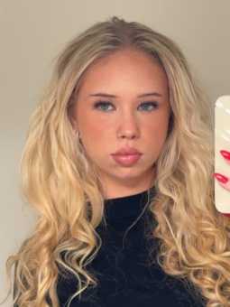 #27446 Sofie
