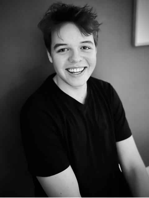 #26363 Romeo