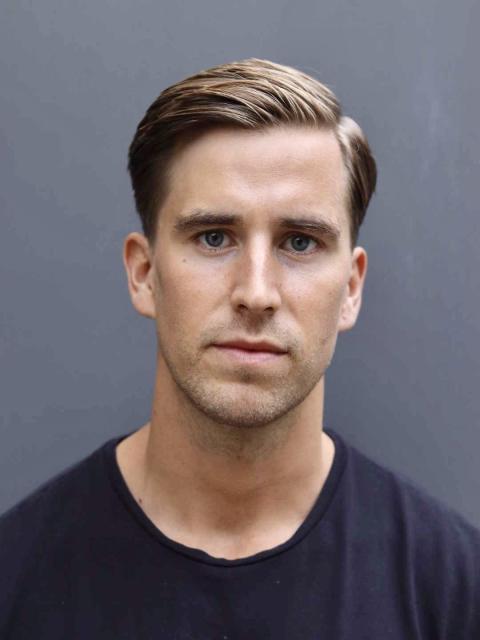 #27421 André