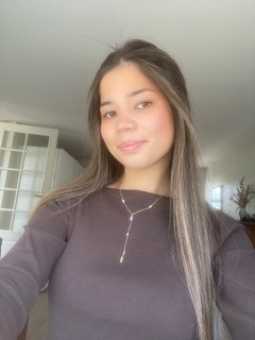 #28012 Sara