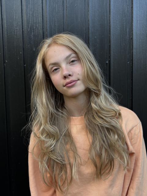 #27053 Edith Elmholt