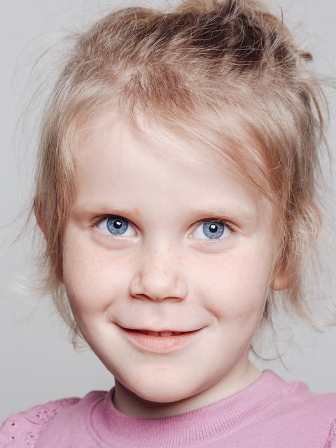 #27217 Emma Karen