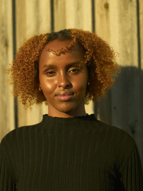 #27000 Khadija