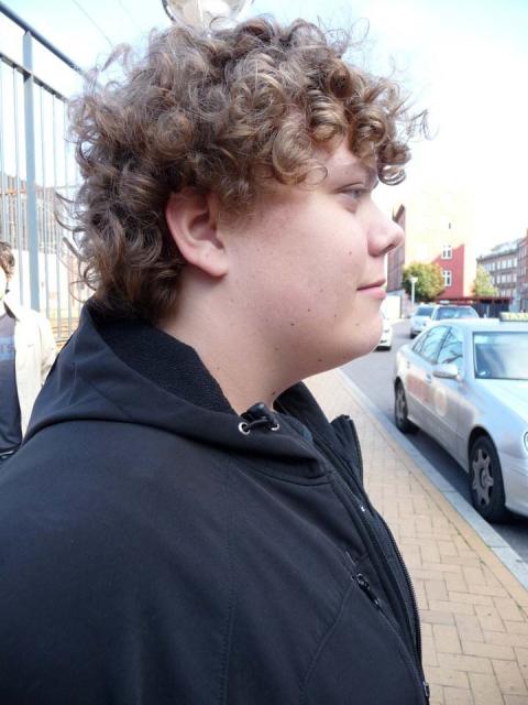 #1662 Simon