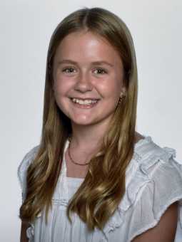 #28002 Cecilie