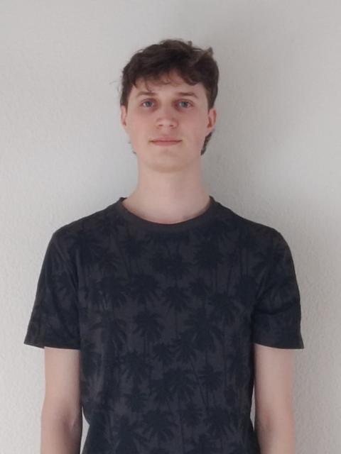 #27018 Simon Ellehave