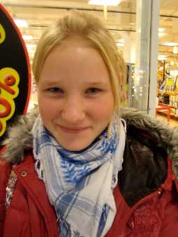 #1527 Serafina