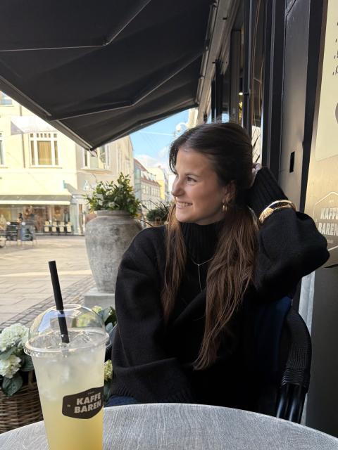#28046 Elina Winther