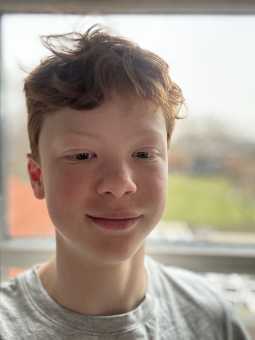 #27915 Frederik