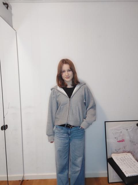 #27851 Amalie Mønster