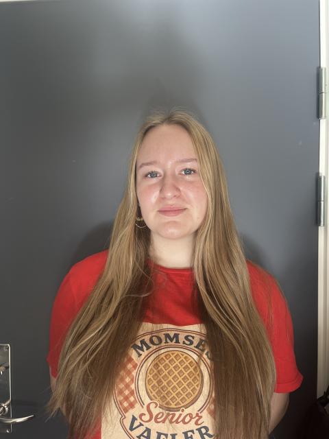 #27924 Karoline Ofelia